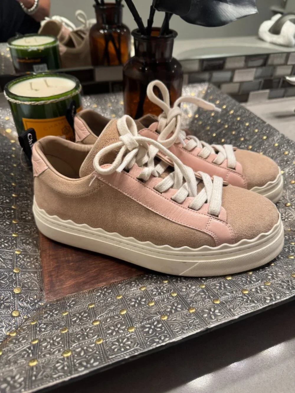 Chloe Lauren Sneakers Suede Leather Accent Scalloped Blush Neutral Sz 36 6